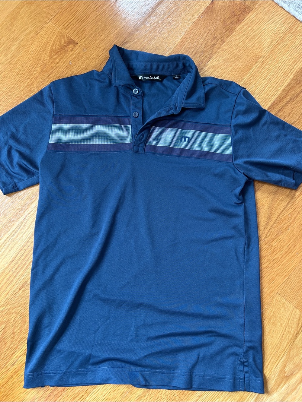 Travis Mathew’s Colored Shirt